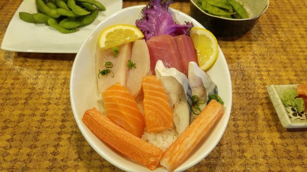 Fujiyama Japanese Steakhouse | restaurant | 1233 W Morton Ave, Jacksonville, IL 62650, USA | 2172438688 OR +1 217-243-8688