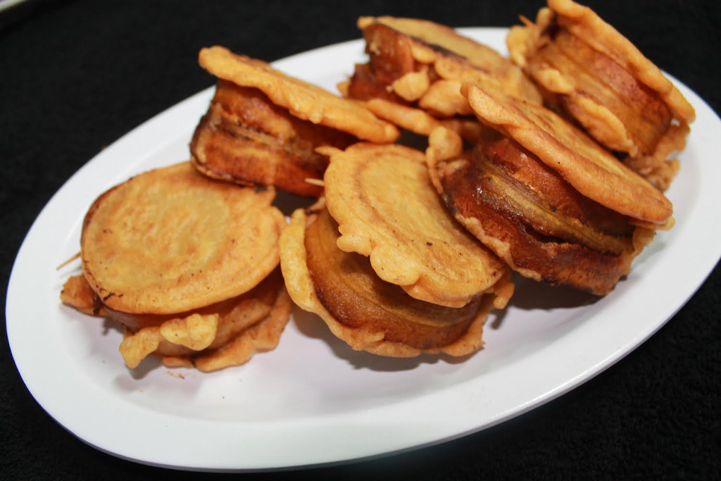 The Caribbean Restaurant | restaurant | 415 E High Ave, New Philadelphia, OH 44663, USA | 3304407517 OR +1 330-440-7517