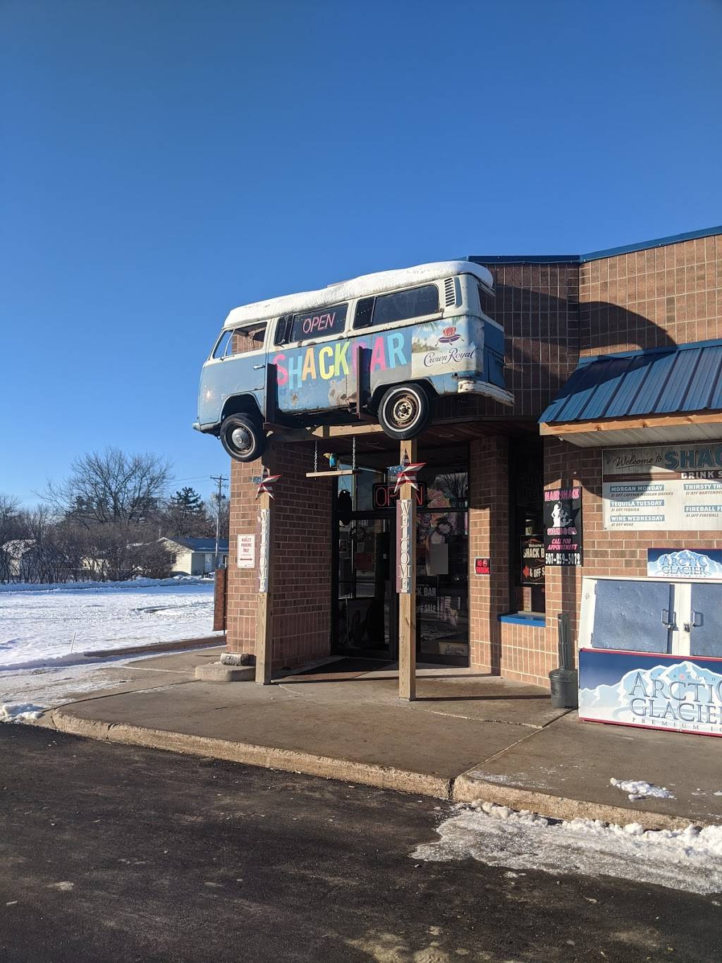 Shack Bar | restaurant | 211 Main St S, Dover, MN 55929, USA | 5079328395 OR +1 507-932-8395