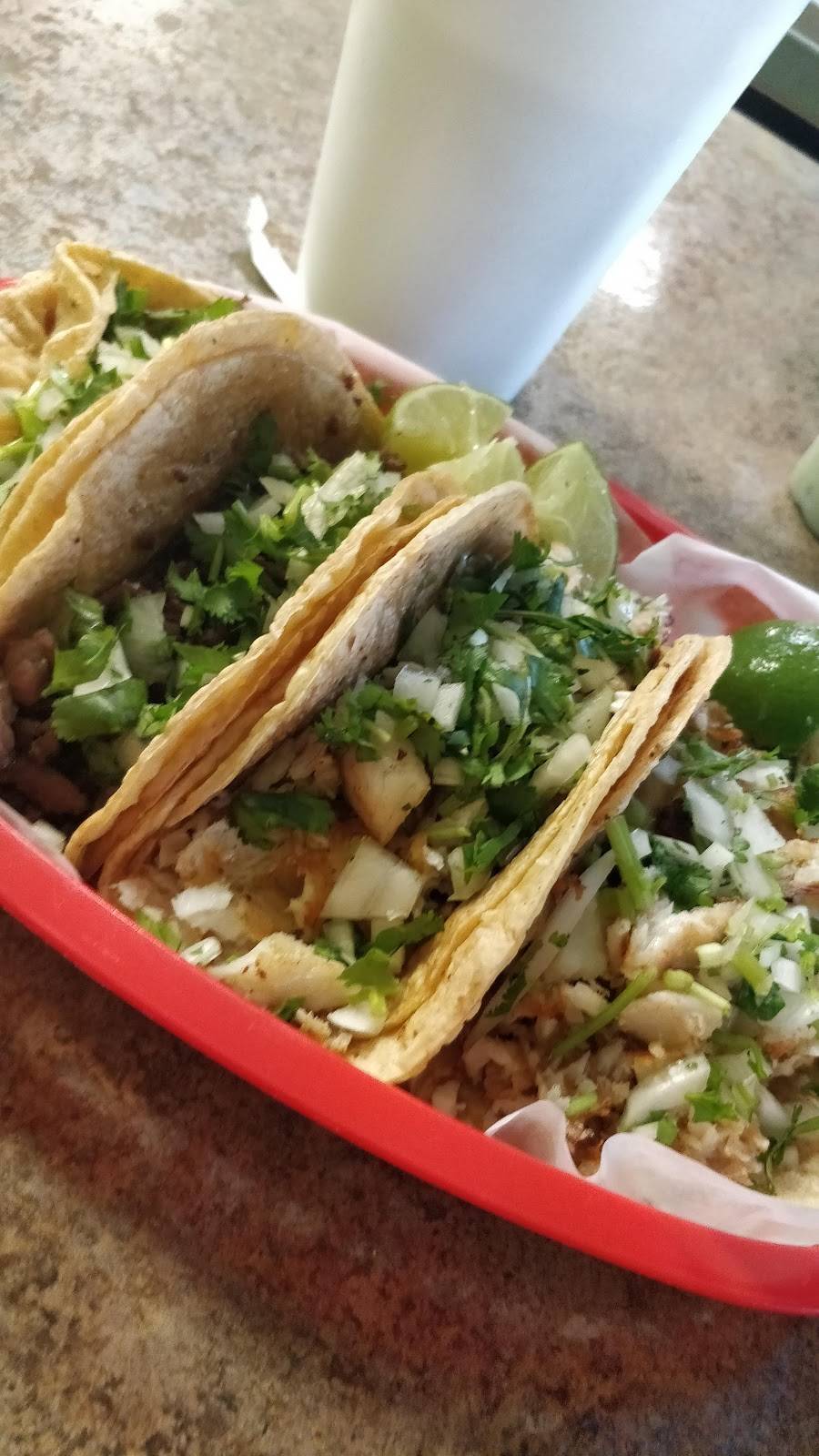 Tacos Puebla | restaurant | 511 N Addison Rd, Addison, IL 60101, USA | 6304332380 OR +1 630-433-2380