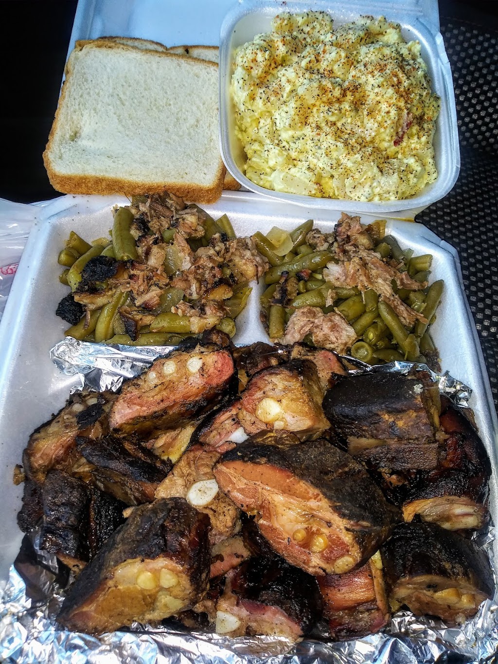 DAT ISSUE Smoked Foods | restaurant | 8701 Maumelle Blvd, North Little Rock, AR 72113, USA | 5016065162 OR +1 501-606-5162