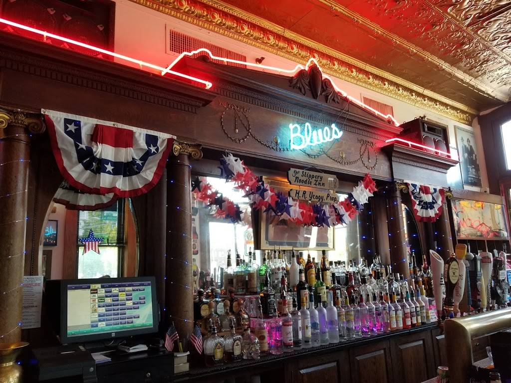 Slippery Noodle Inn | restaurant | 372 S Meridian St, Indianapolis, IN 46225, USA | 3176316974 OR +1 317-631-6974