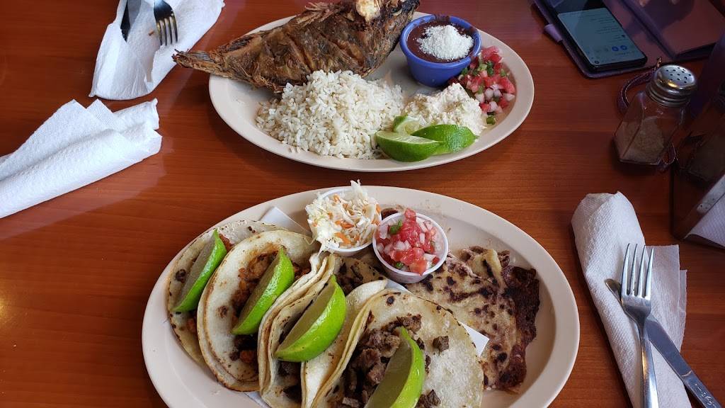 La Salvadoreña Restaurant | restaurant | 3285 Nicholson Dr, Baton Rouge, LA 70802, USA | 2252270141 OR +1 225-227-0141