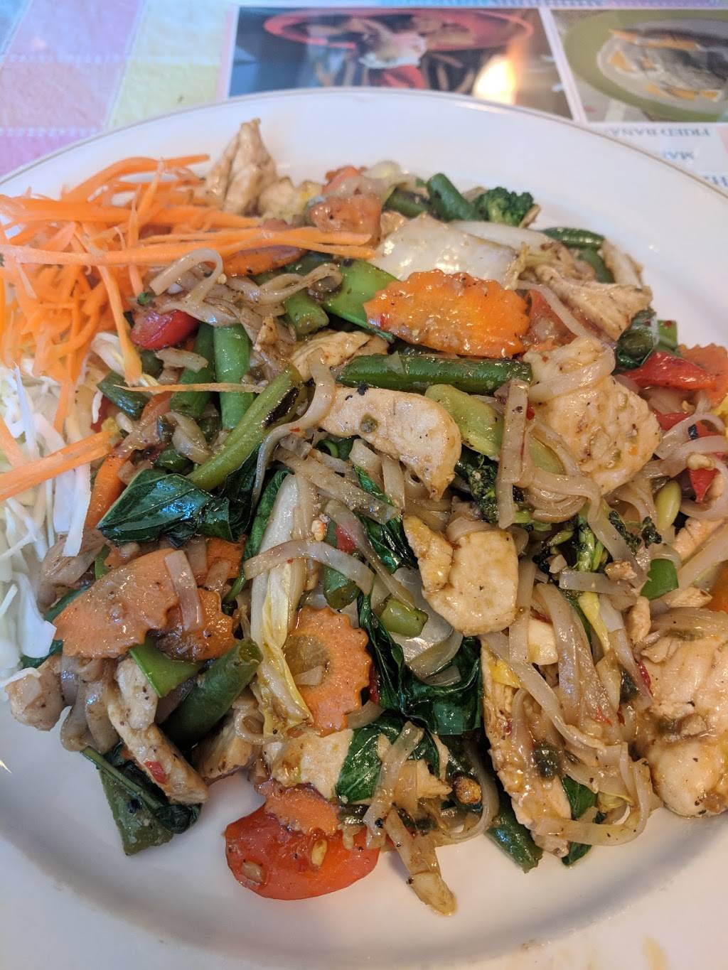 M Thai Kitchen | restaurant | 181 Mitchells Chance Rd, Edgewater, MD 21037, USA | 4109560952 OR +1 410-956-0952