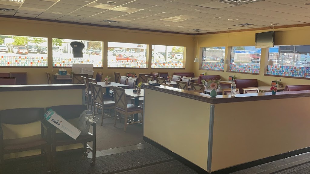 Rosys Salvadoran & Mexican restaurant | restaurant | 2201 16th Ave SW, Cedar Rapids, IA 52404, USA | 3198004449 OR +1 319-800-4449