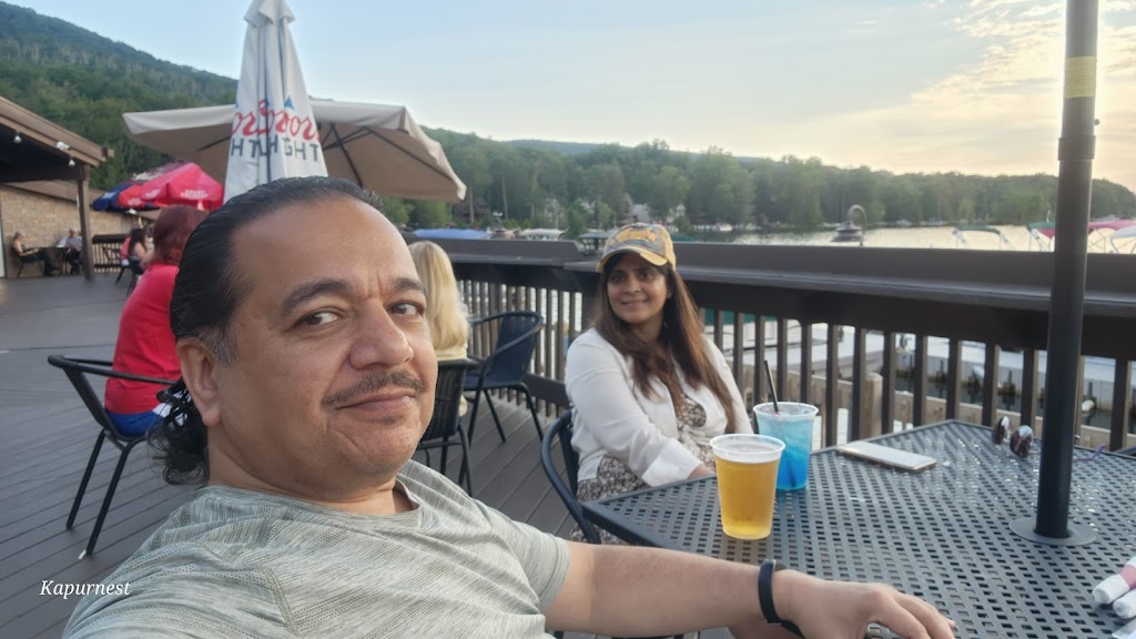 Lakeside restaurant & Lounge | restaurant | 1 Burke Dr, Drums, PA 18222, USA | 5707883103 OR +1 570-788-3103