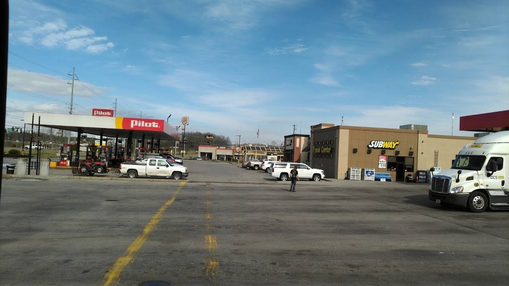 Pilot Travel Center | restaurant | 7210 Strawberry Plains Pike, Knoxville, TN 37914, USA | 8655441067 OR +1 865-544-1067