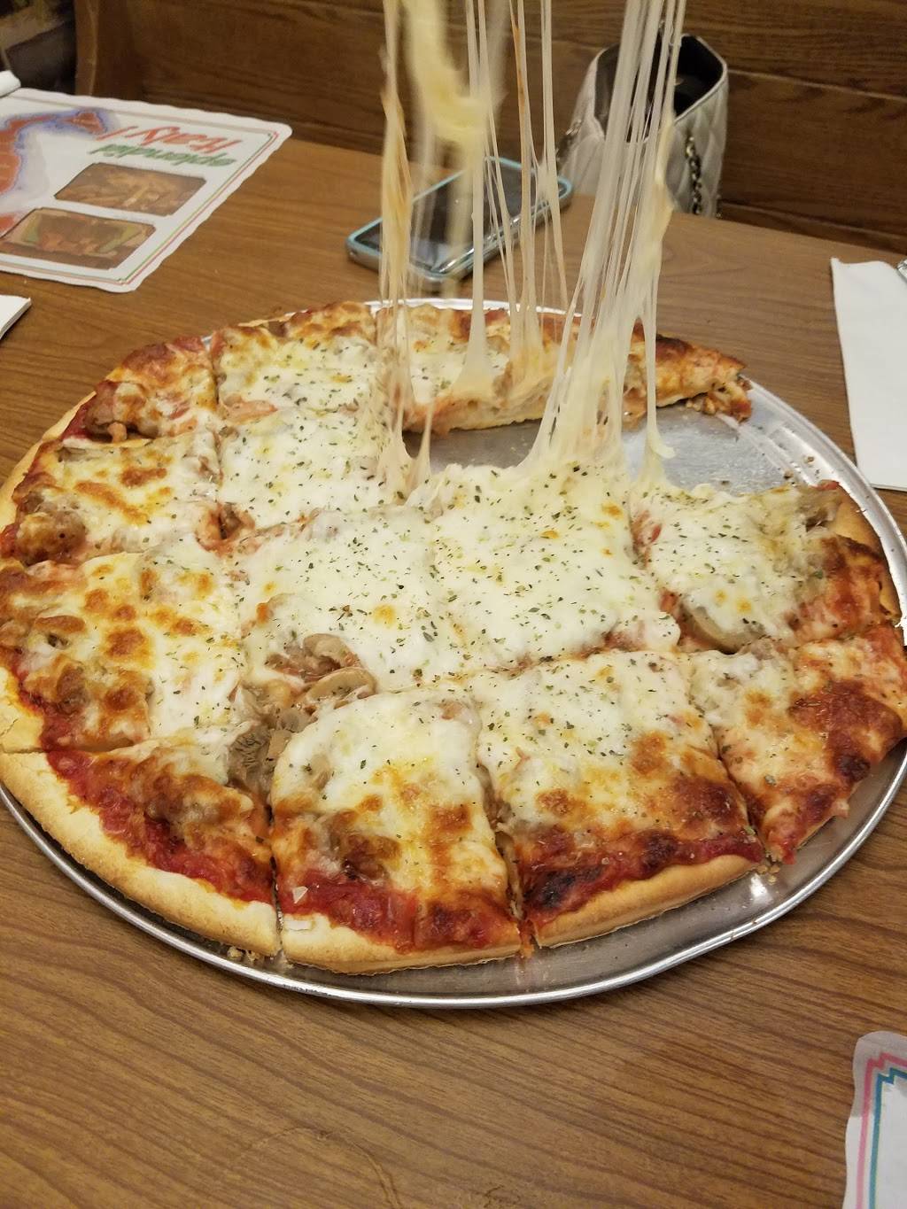 Villa Di Roma | restaurant | 915 S Alpine Rd, Rockford, IL 61108, USA | 8153974757 OR +1 815-397-4757