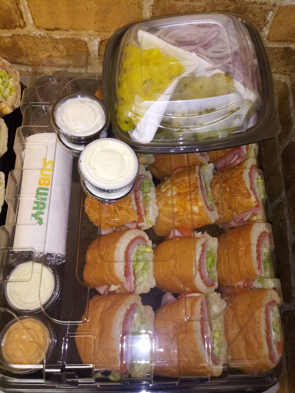 Subway | restaurant | 13705 Lorain Ave, Cleveland, OH 44111, USA | 2164760101 OR +1 216-476-0101