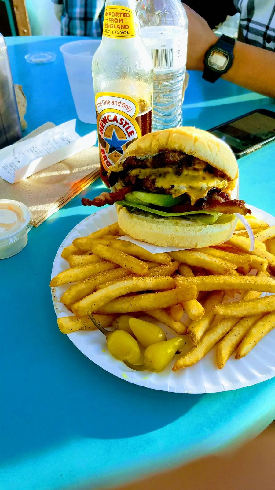 TK Burgers | restaurant | 110 Pacific Coast Hwy, Huntington Beach, CA 92648, USA | 7149603238 OR +1 714-960-3238