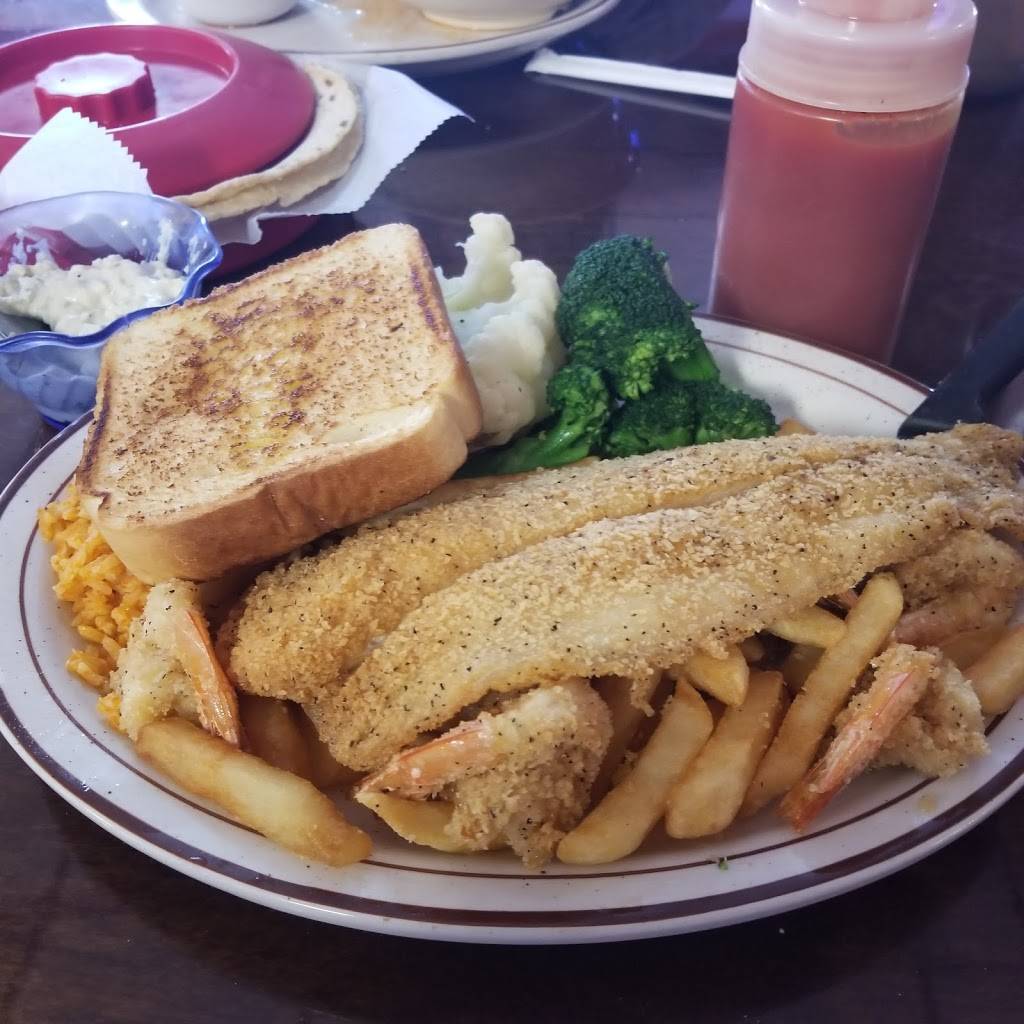 Restaurant El Charro | restaurant | 1011 W Front St, Alice, TX 78332, USA | 3616611409 OR +1 361-661-1409