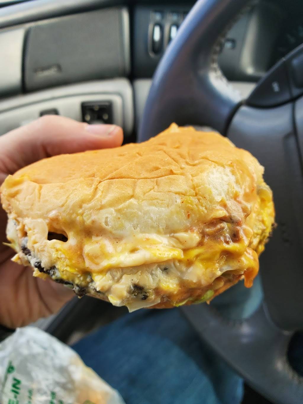 Frisko Freeze | restaurant | 1201 Division Ave, Tacoma, WA 98403, USA | 2532726843 OR +1 253-272-6843