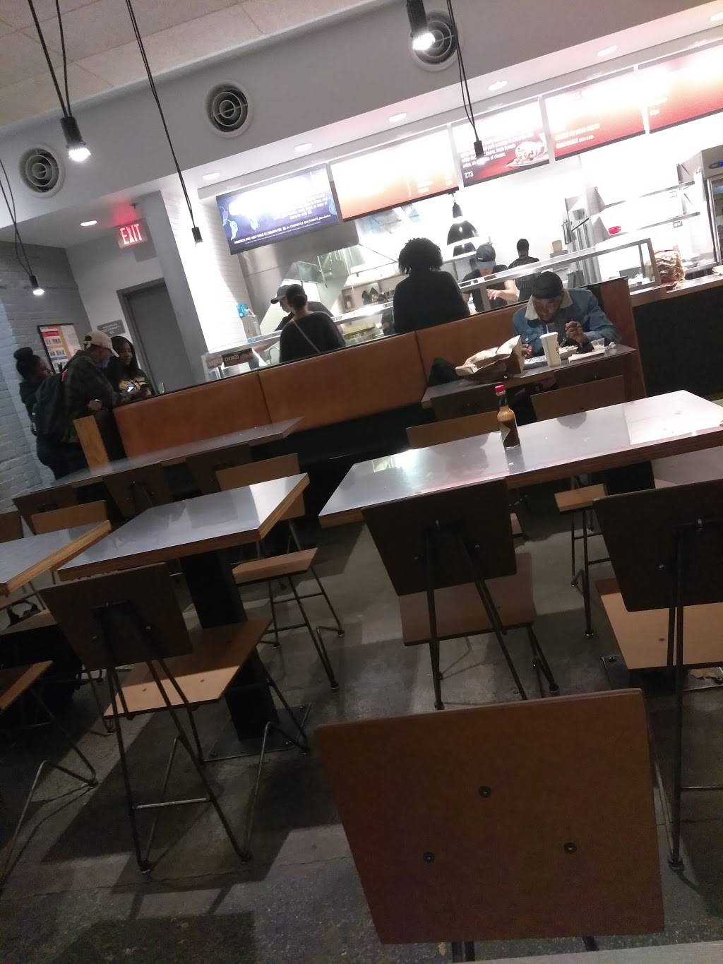 Chipotle Mexican Grill | restaurant | 2301 Georgia Ave NW Unit A, Washington, DC 20059, USA | 2023191391 OR +1 202-319-1391