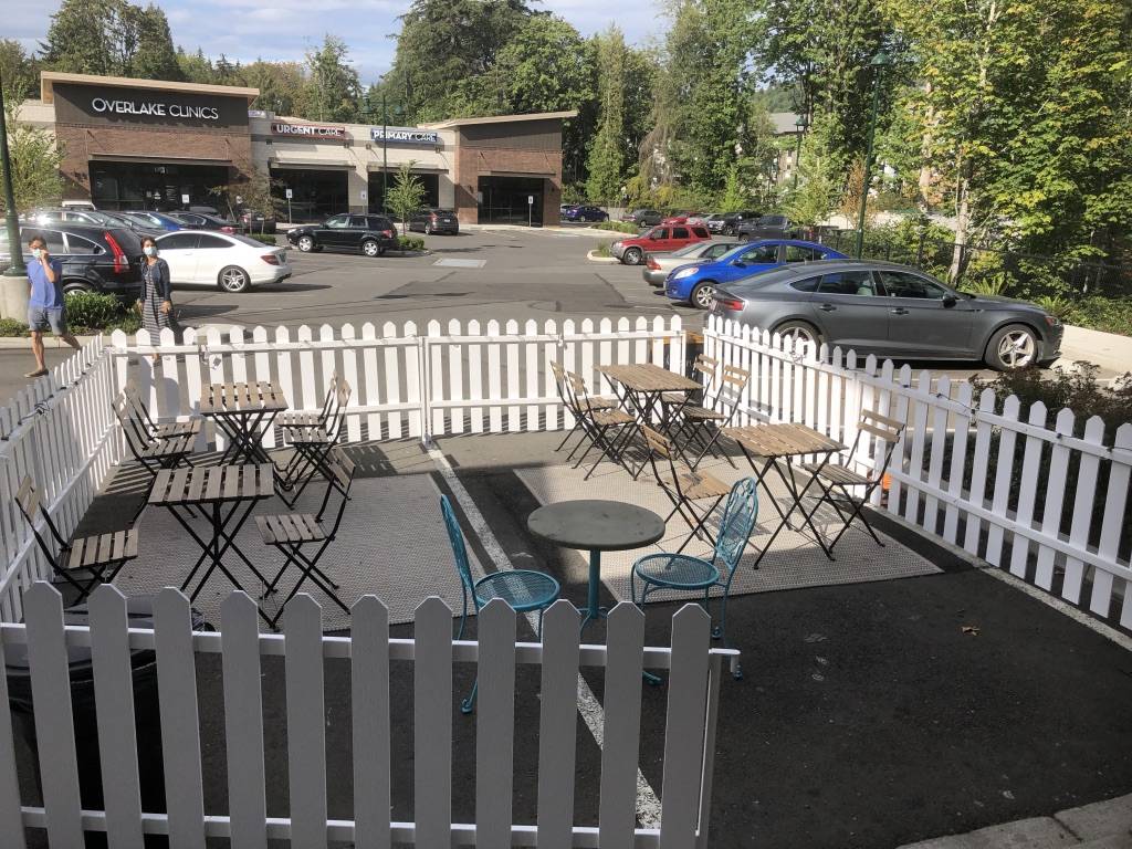 Frosty Barrel | restaurant | 13197 Newcastle Commons Dr, Newcastle, WA 98059, USA | 4258353455 OR +1 425-835-3455