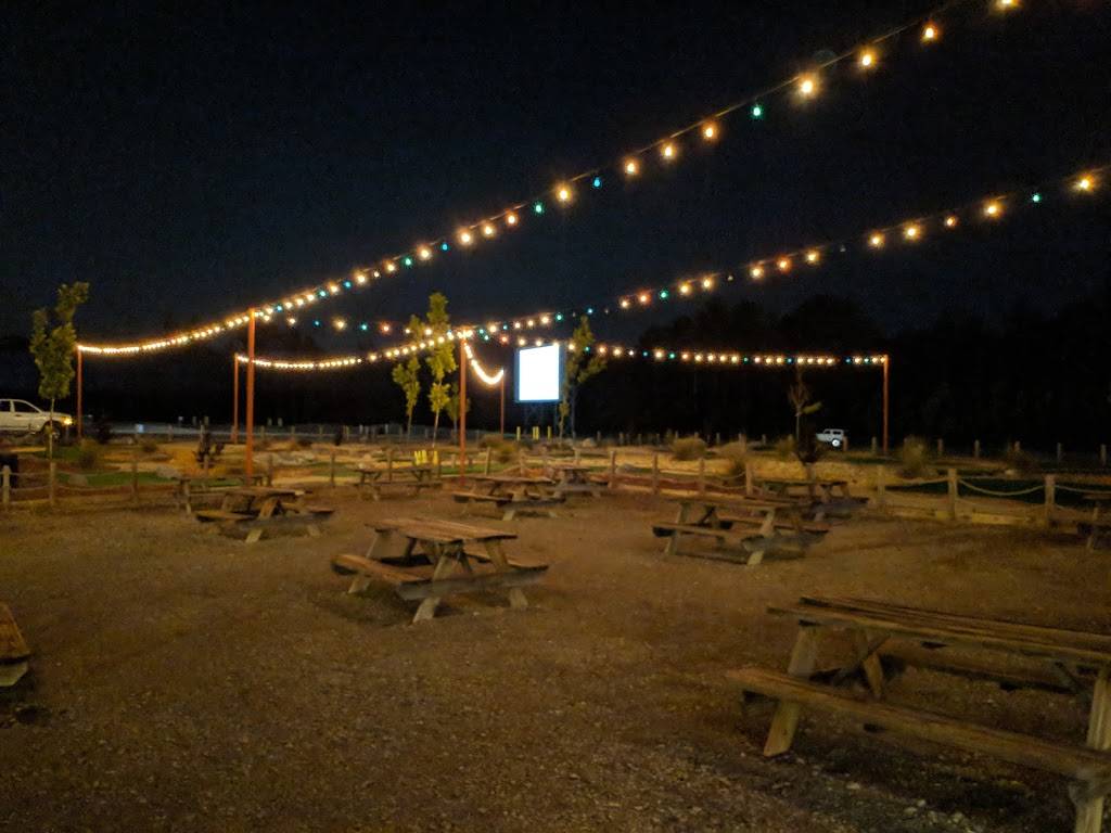 Grand River Drive-In & The Backyard | restaurant | 1451 Grand River Pkwy, Leeds, AL 35094, USA | 2053529180 OR +1 205-352-9180