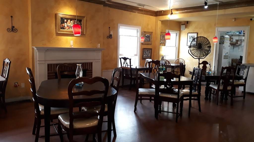 Living Room Cafe & Bistro | cafe | 2541 San Diego Ave, San Diego, CA 92110, USA | 6193254445 OR +1 619-325-4445