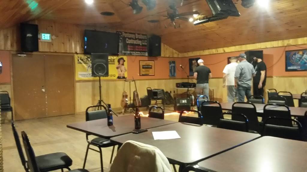 Hillbilly Heaven Bar & Grill | restaurant | 3280 Martinsburg Rd, Berkeley Springs, WV 25411, USA | 3042580004 OR +1 304-258-0004