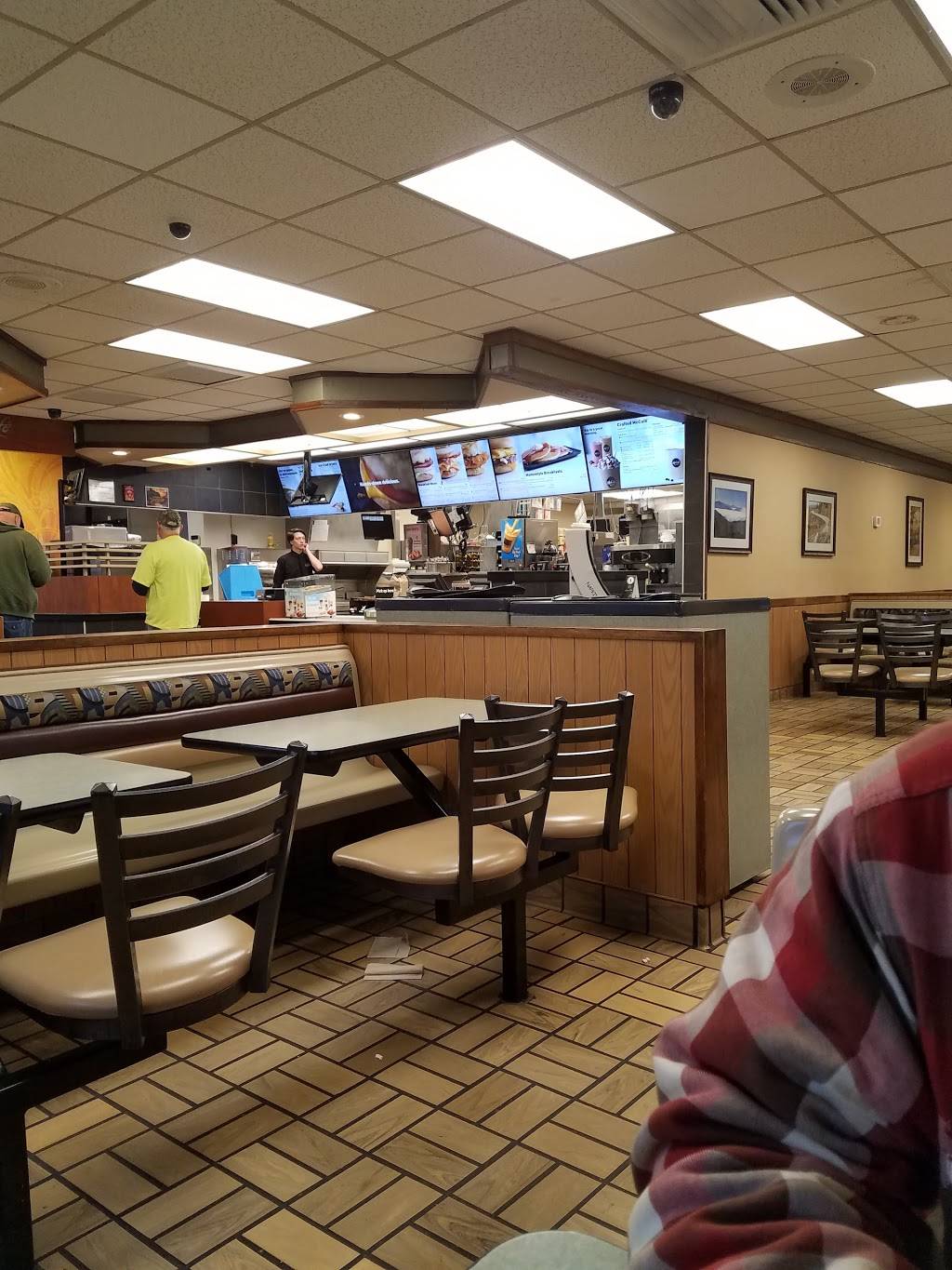 McDonalds | cafe | 5775 Asheville Hwy, Hendersonville, NC 28791, USA | 8286843931 OR +1 828-684-3931