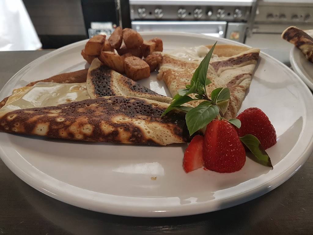 Restaurant Casa Vertoudos | restaurant | 5 Boul Henri-Bourassa O, Montréal, QC H3L 1M6, Canada | 5143312233 OR +1 514-331-2233