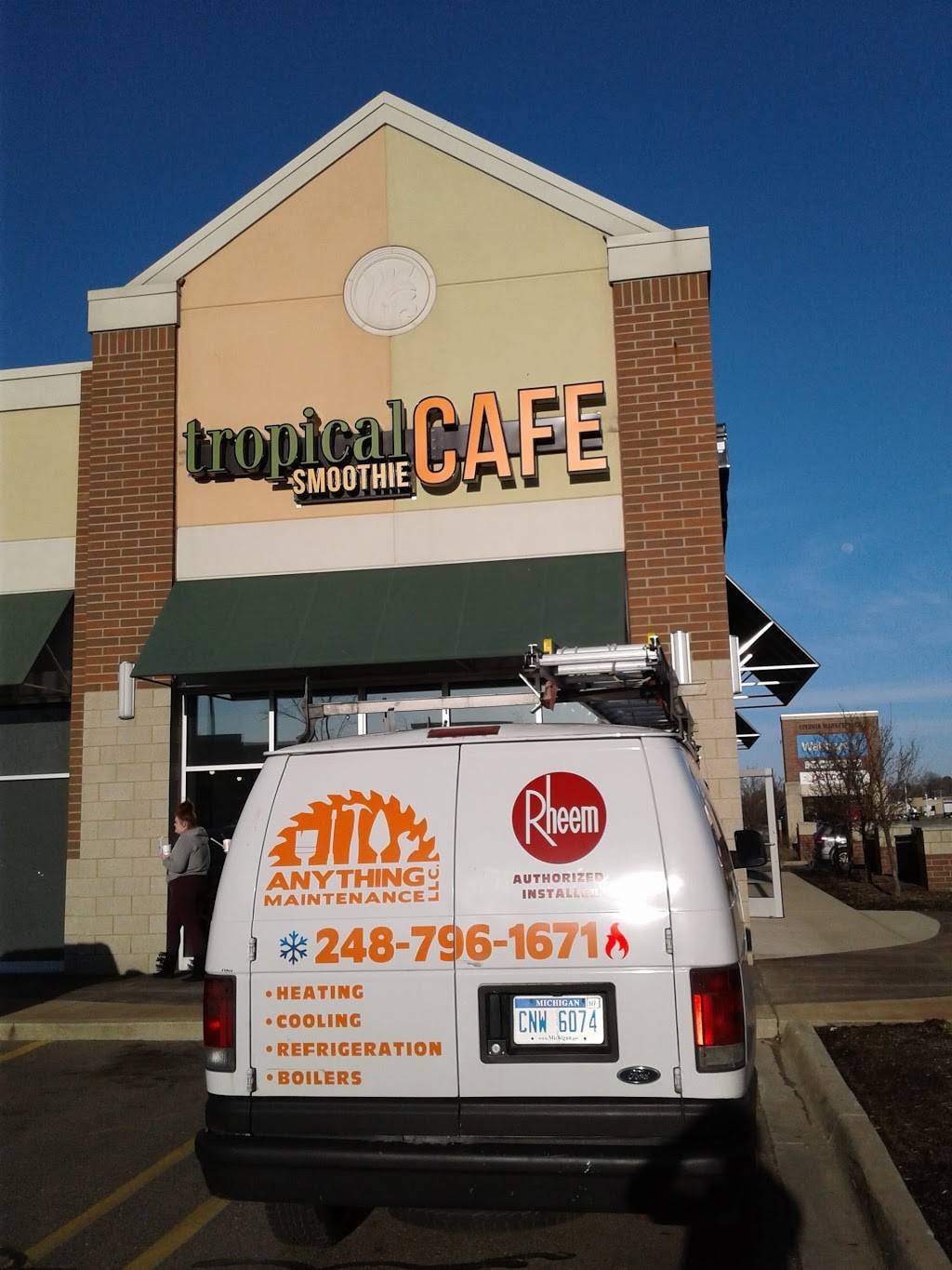 Tropical Smoothie Cafe | restaurant | 29480 W Seven Mile Rd, Livonia, MI 48152, USA | 2489576759 OR +1 248-957-6759
