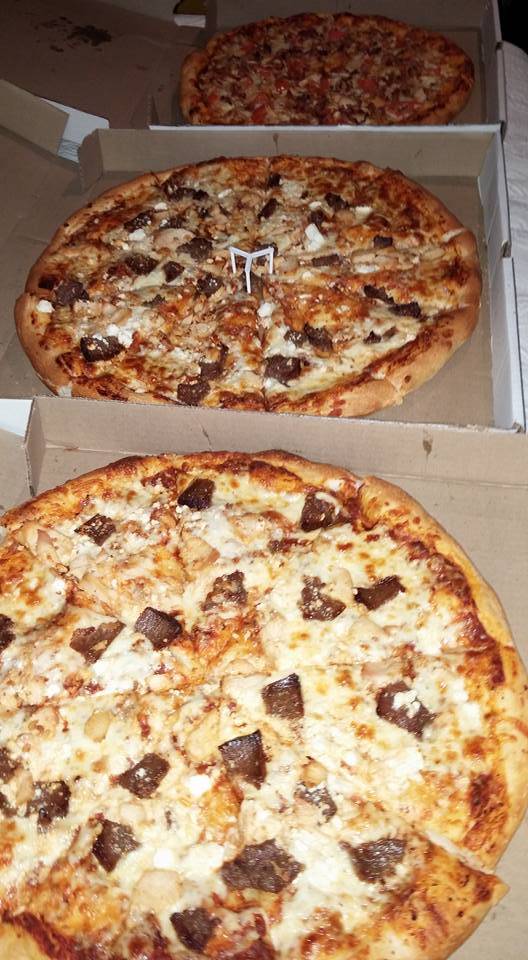 Barneys Pizza | meal delivery | 2843 Dumaurier Ave, Ottawa, ON K2B 7W3, Canada | 6135966666 OR +1 613-596-6666
