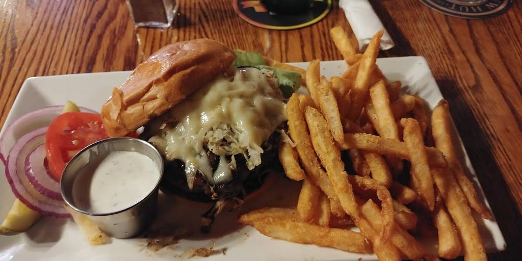 Mike OShays Restaurant & Ale House | restaurant | 512 Main St, Longmont, CO 80501, USA | 3037720252 OR +1 303-772-0252