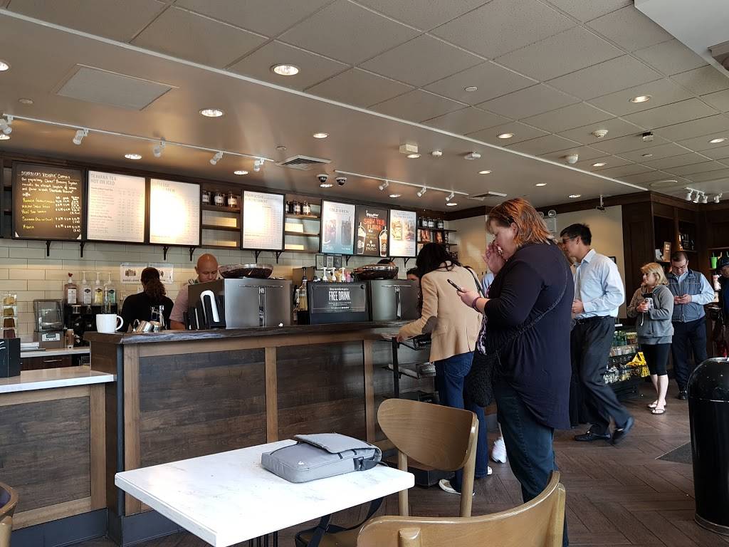 Starbucks | cafe | 815 Post Rd, Darien, CT 06820, USA | 2036556943 OR +1 203-655-6943