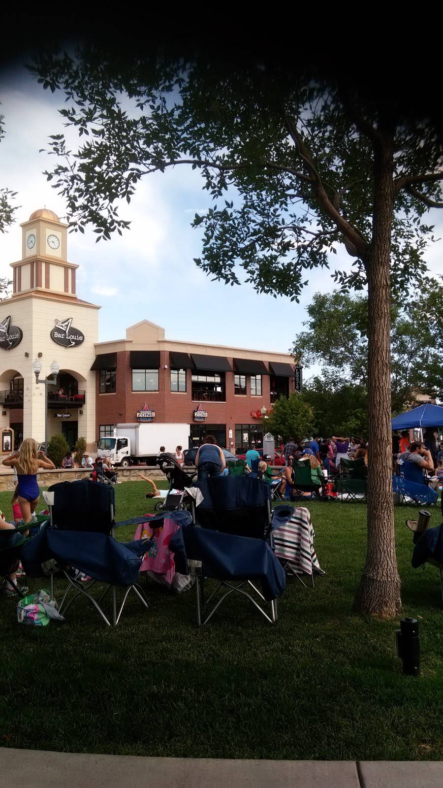 Cinemark Carefree Circle and IMAX | meal takeaway | 3305 Cinema Point, Colorado Springs, CO 80922, USA | 7195962173 OR +1 719-596-2173