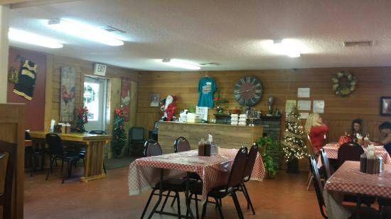 Sweet Ts Smokehouse | restaurant | 701 S Hutchinson Ave, Adel, GA 31620, USA | 2298961665 OR +1 229-896-1665