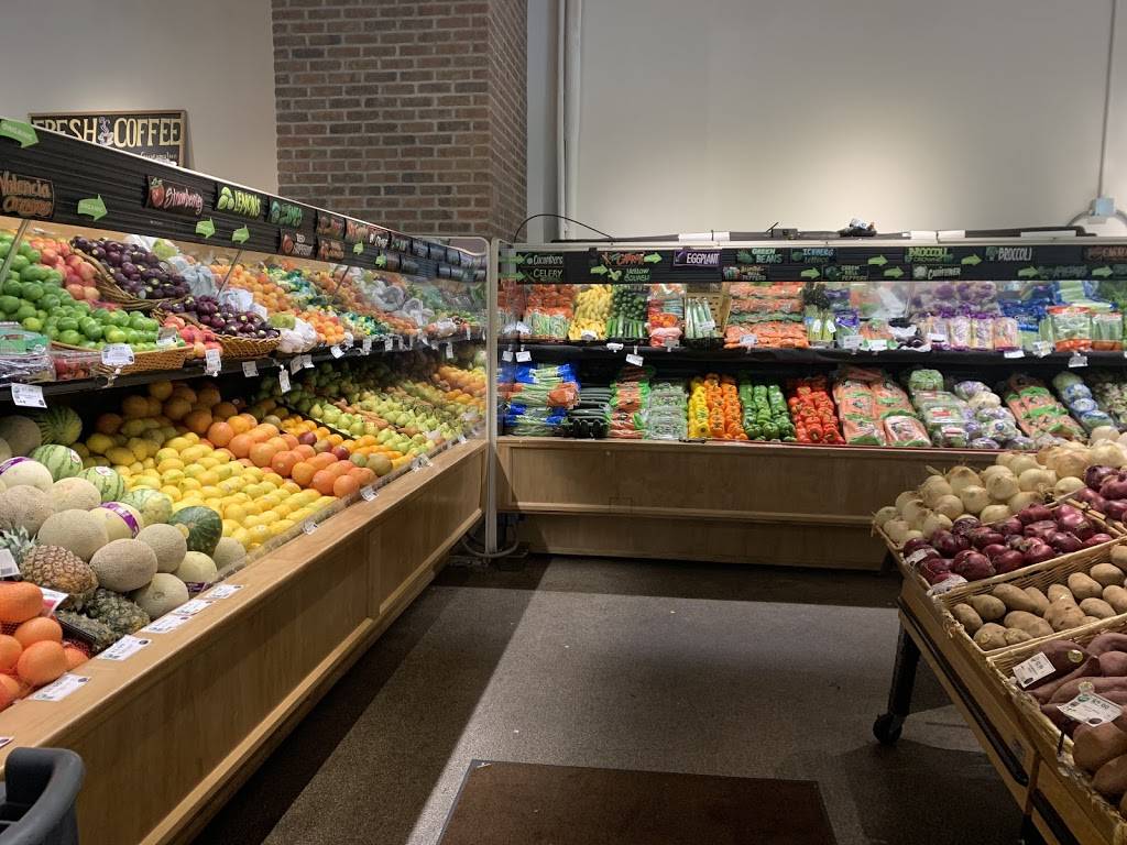 Adas Green Leaf Grill | restaurant | 7070 College Pkwy, Fort Myers, FL 33907, USA | 2399399600 OR +1 239-939-9600