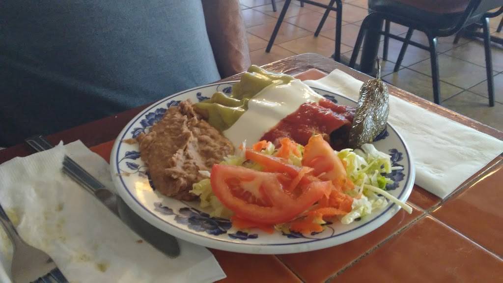 El Portal Del Bobby Ciros | restaurant | 8201 Diana Dr, El Paso, TX 79904, USA | 9154448400 OR +1 915-444-8400