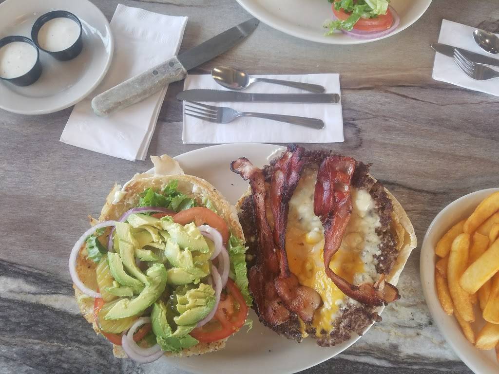 Jeffs California Cattle Co | restaurant | 400 E Cypress Ave, Redding, CA 96002, USA | 5302213572 OR +1 530-221-3572