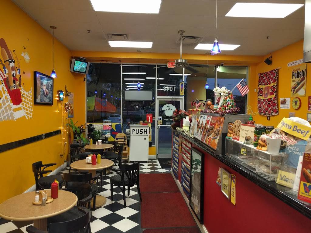 Chubbys Hot Dogs | restaurant | 9400 US-17, Maitland, FL 32751, USA | 4073313647 OR +1 407-331-3647