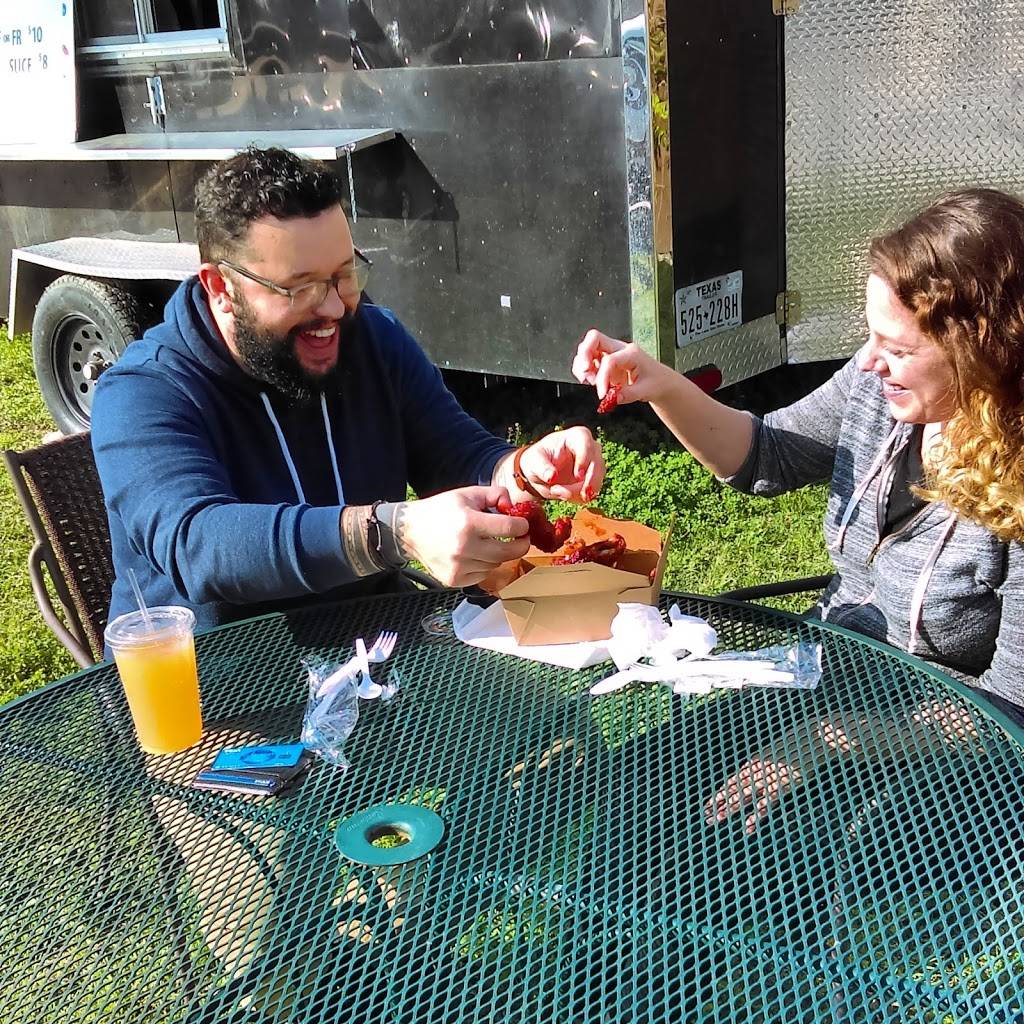 Mumbo Jumbo | restaurant | 2410 E 7th St, Austin, TX 78702, USA | 5124094565 OR +1 512-409-4565