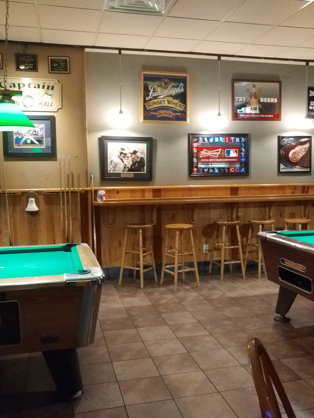 Eaton Pub & Grille & Charlotte Brewing Co. | restaurant | 214 S Cochran Ave, Charlotte, MI 48813, USA | 5175438882 OR +1 517-543-8882