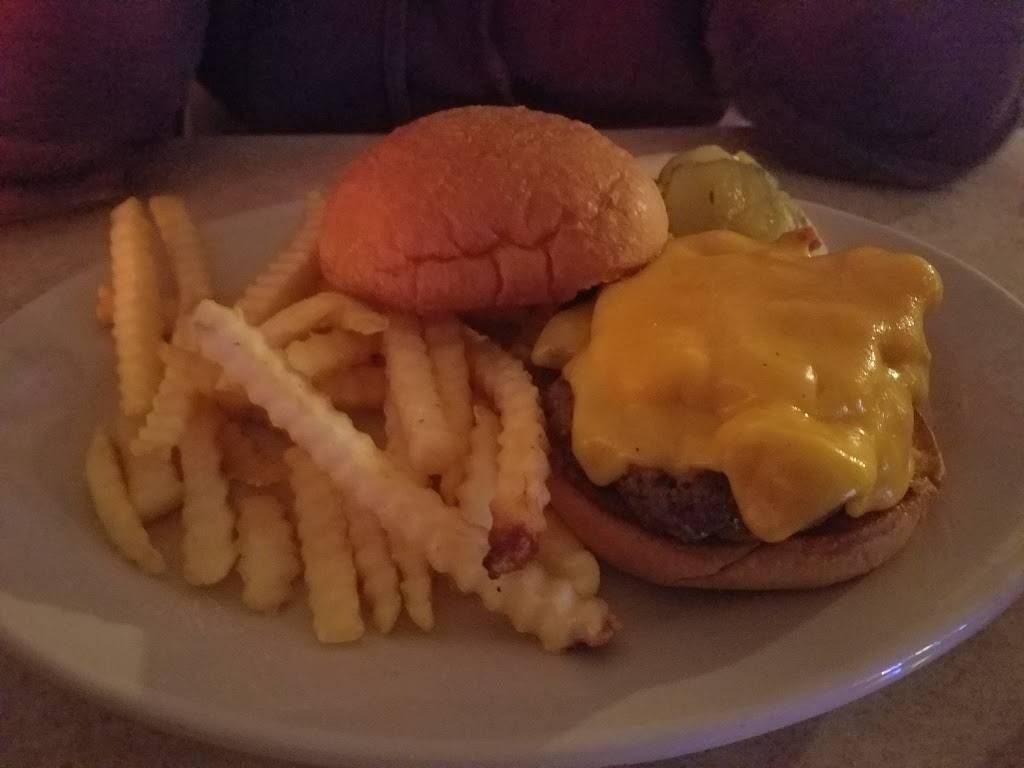 Sandis Bar & Gril Llc | restaurant | 3112 E 1961st Rd, Ottawa, IL 61350, USA | 8154319464 OR +1 815-431-9464