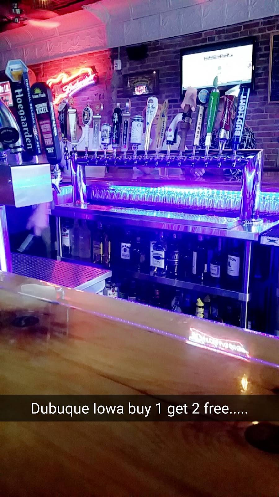 Hub On Main | night club | 253 Main St, Dubuque, IA 52001, USA | 5635833480 OR +1 563-583-3480