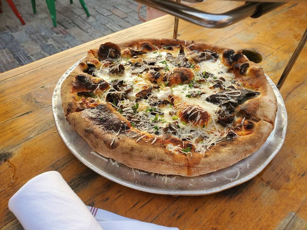 Ottava Via | restaurant | 1400 Michigan Ave, Detroit, MI 48216, USA | 3139625500 OR +1 313-962-5500