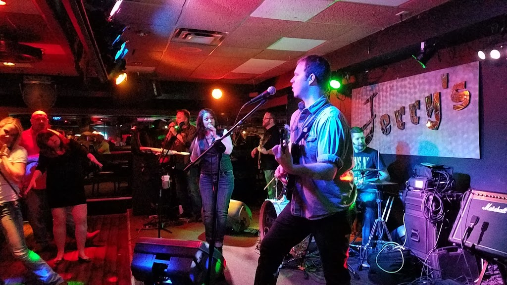 Jerrys Bar & Grill | restaurant | 630 N Robin Rd, Wichita, KS 67212, USA | 3163589201 OR +1 316-358-9201