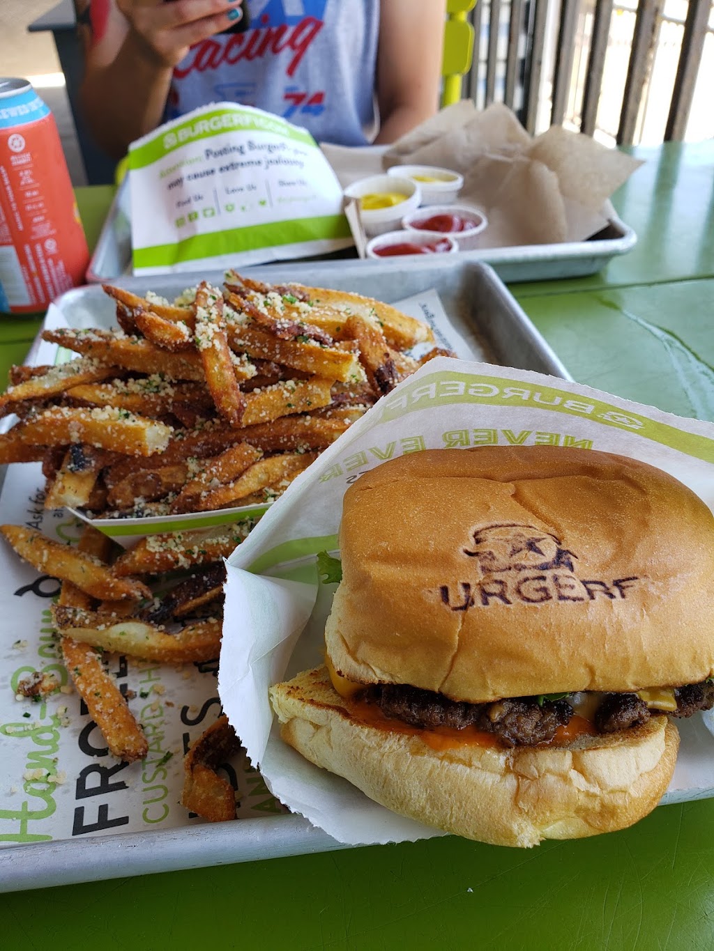 BurgerFi | restaurant | 5001 Padre Blvd, South Padre Island, TX 78597, USA | 9564335502 OR +1 956-433-5502
