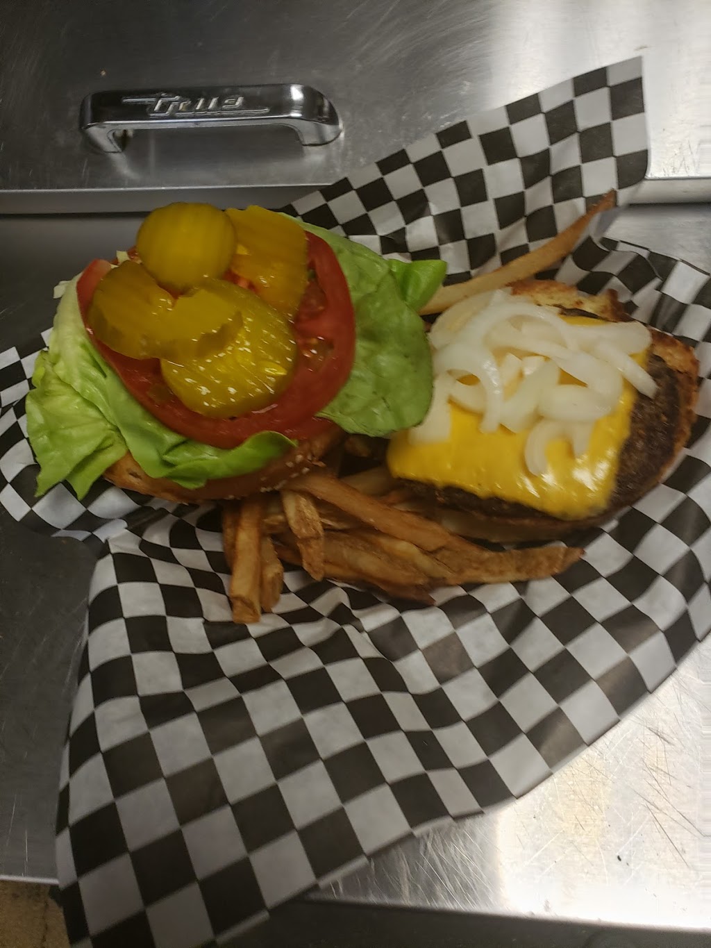 Columbia Cafe | restaurant | 3300 Central Ave NE, Minneapolis, MN 55418, USA | 6123805600 OR +1 612-380-5600