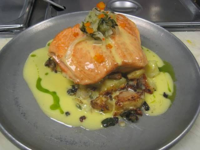 Caliente | restaurant | 8791 N Lake Blvd, Kings Beach, CA 96143, USA | 5305461000 OR +1 530-546-1000