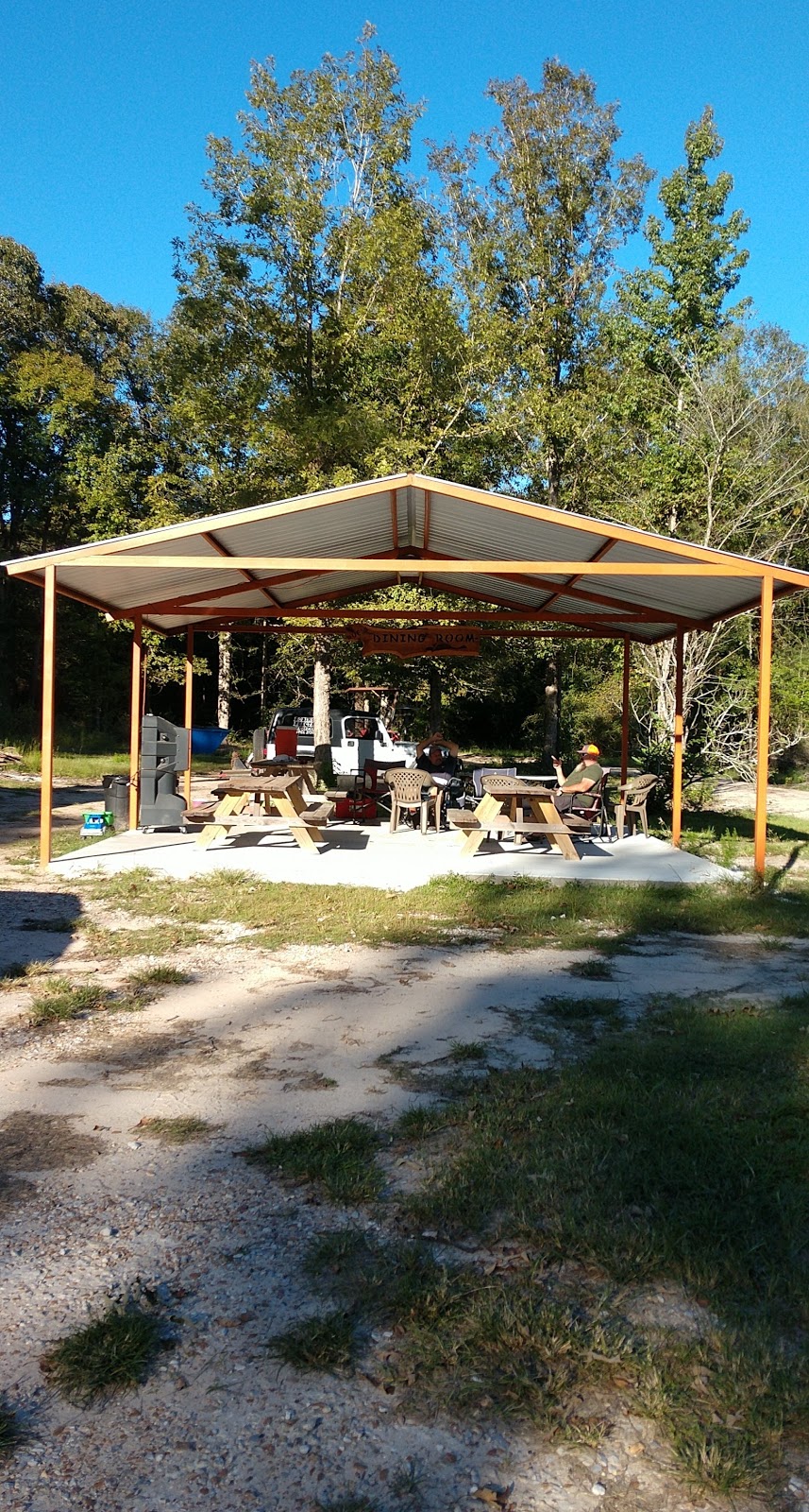 Rues Barbecue | restaurant | 12420 TX-63 W, Jasper, TX 75951, USA | 4092897357 OR +1 409-289-7357