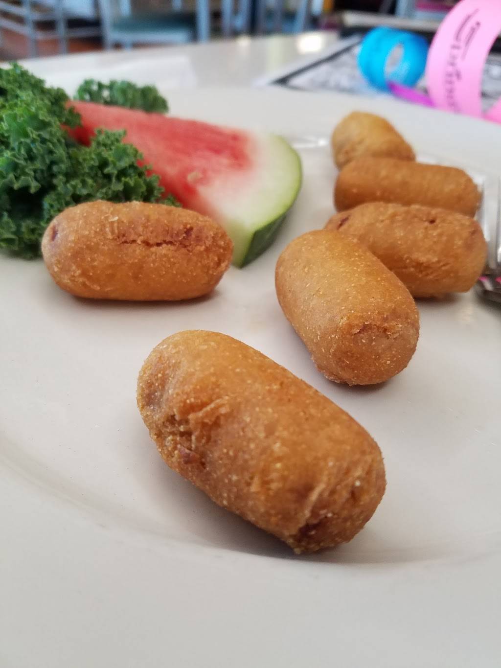 Lucilles Smokehouse Bar-B-Que | restaurant | 40748 Winchester Rd, Temecula, CA 92591, USA | 9517197427 OR +1 951-719-7427