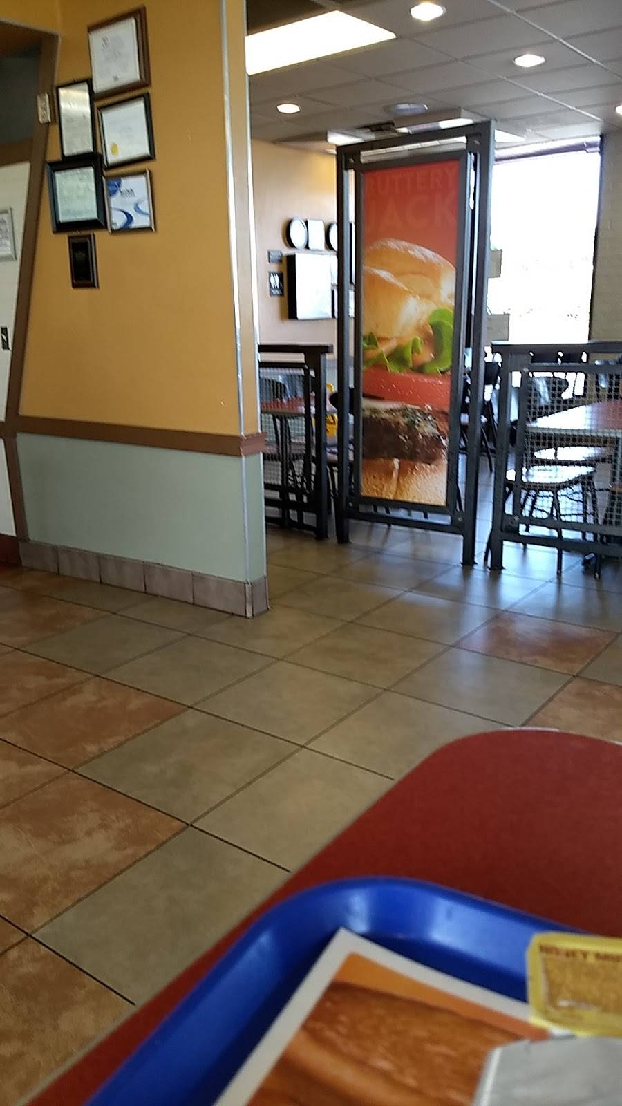 Jack in the Box | restaurant | 6501 Grapevine Hwy, North Richland Hills, TX 76180, USA | 8172841301 OR +1 817-284-1301