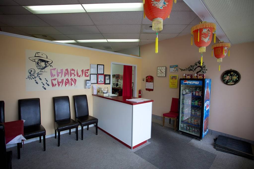 Charlie Chan | restaurant | 3615 Innes Rd, Orléans, ON K1C 1T1, Canada | 6138413847 OR +1 613-841-3847