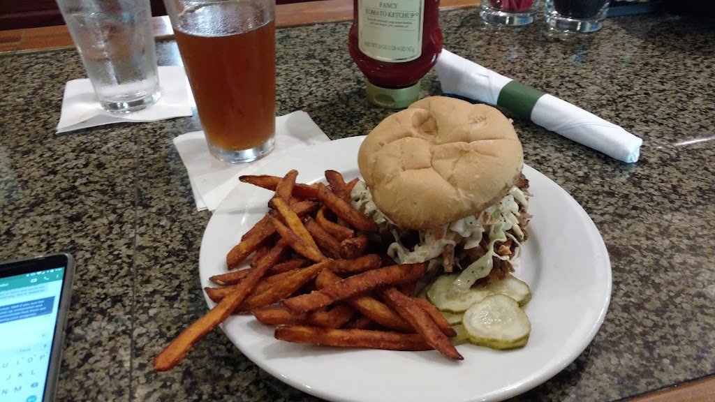 Denali Restaurant & Bar | restaurant | 924 9th St, Lake Linden, MI 49945, USA | 9062962157 OR +1 906-296-2157