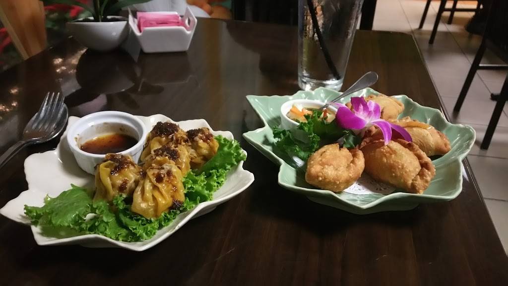 Sila Thai Restaurant | restaurant | 3828 49th St N, St. Petersburg, FL 33709, USA | 7274988560 OR +1 727-498-8560