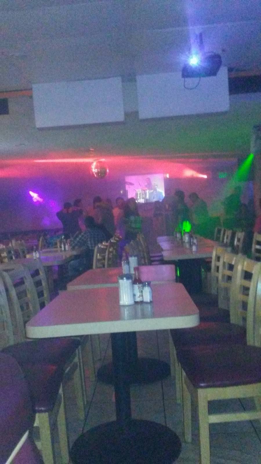 El Nuevo San Salvador | restaurant | 5230 Santa Monica Blvd, Los Angeles, CA 90029, USA | 3236651772 OR +1 323-665-1772