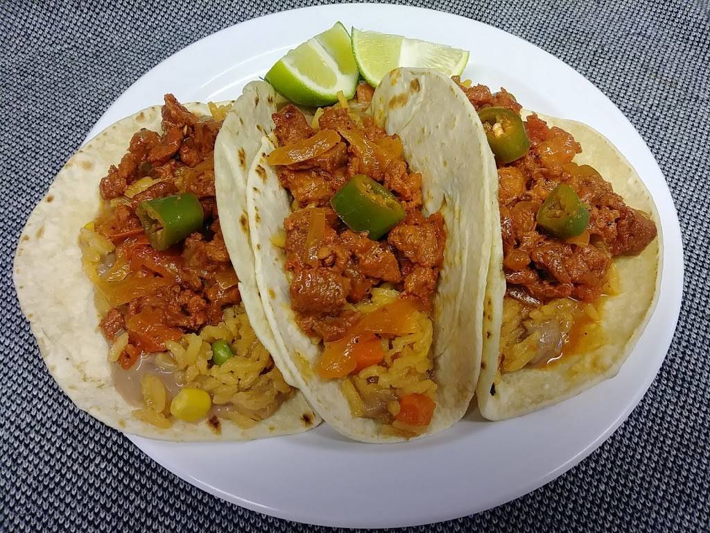 La Fajita Loca | restaurant | 8773 TX-35, Van Vleck, TX 77482, USA | 9794763075 OR +1 979-476-3075